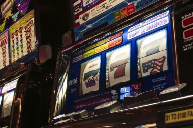 Relax Gaming slot interface on lagunabet slot showing paytable and bet controls